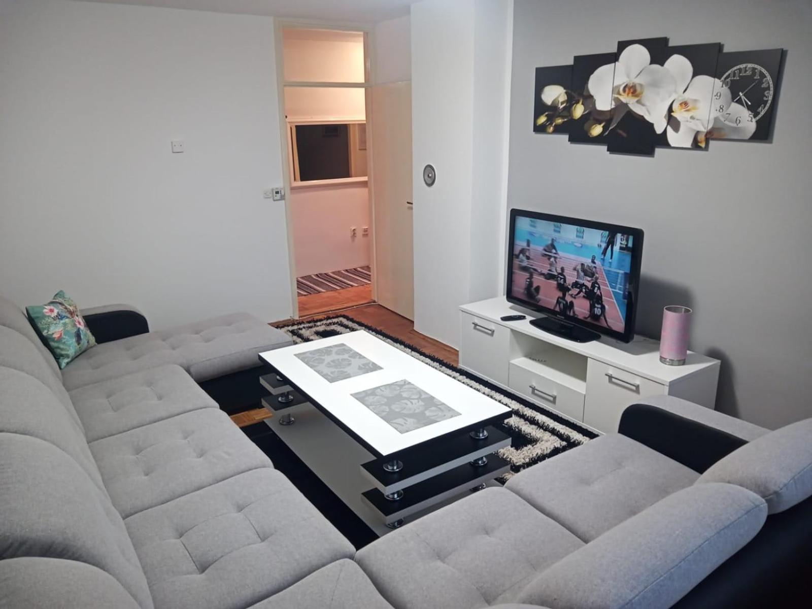 Near Sarajevo Airport Apartment Exterior photo
